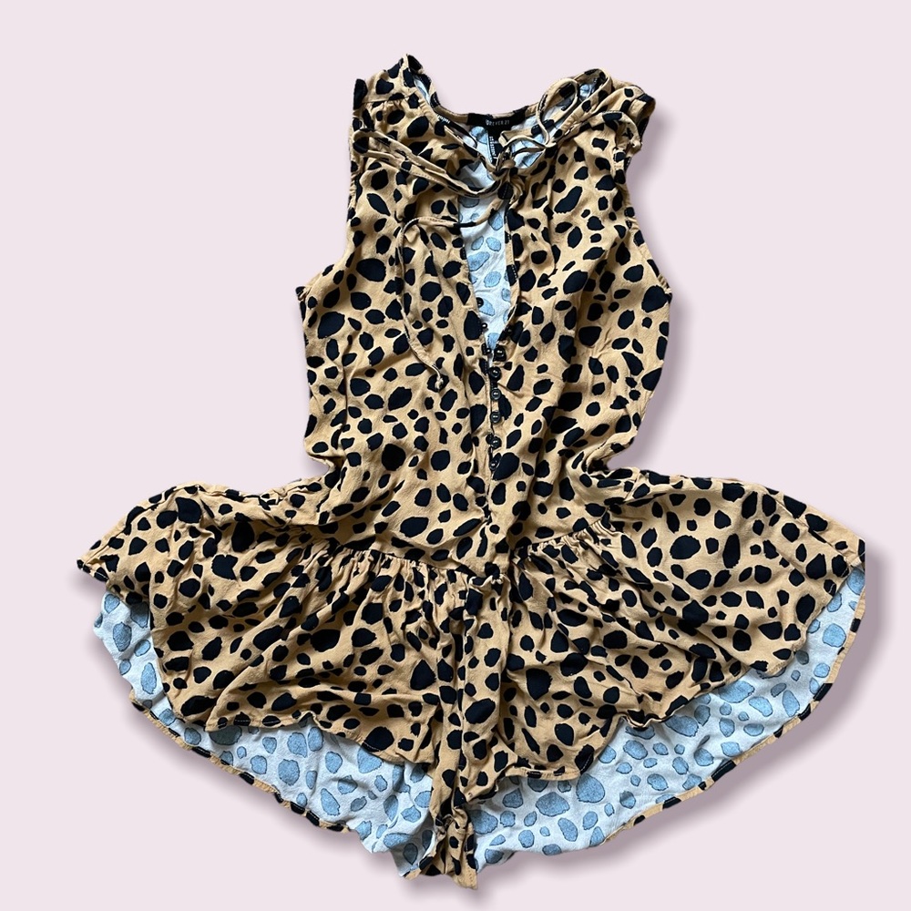 Printed romper with ruffled bottom